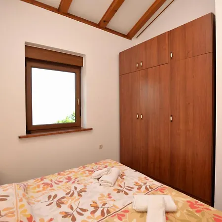 Holiday home House Pobri